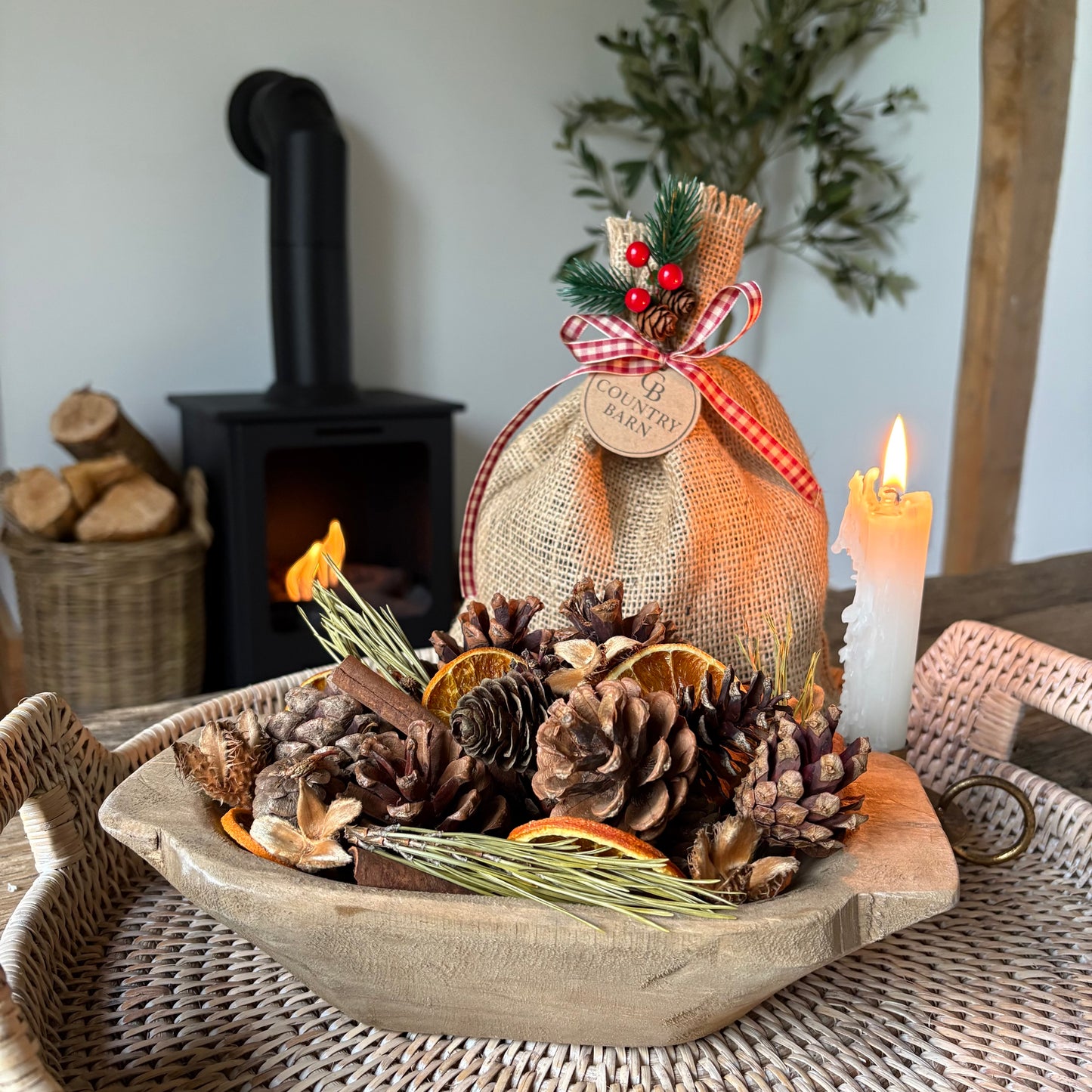 Dough Bowl with Christmas Spice Potpourri